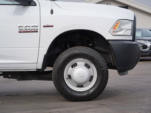 Used 2016 RAM 3500 Tradesman w/ Popular Equipment Group image 11