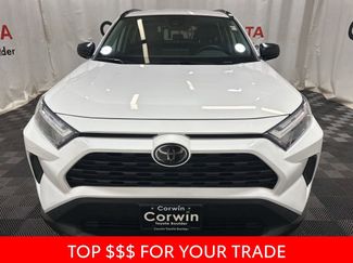 Used 2025 Toyota RAV4 LE video 2