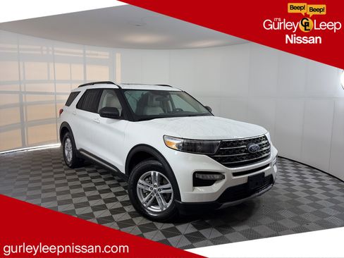 Used 2023 Ford Explorer XLT w/ Equipment Group 202A image 1