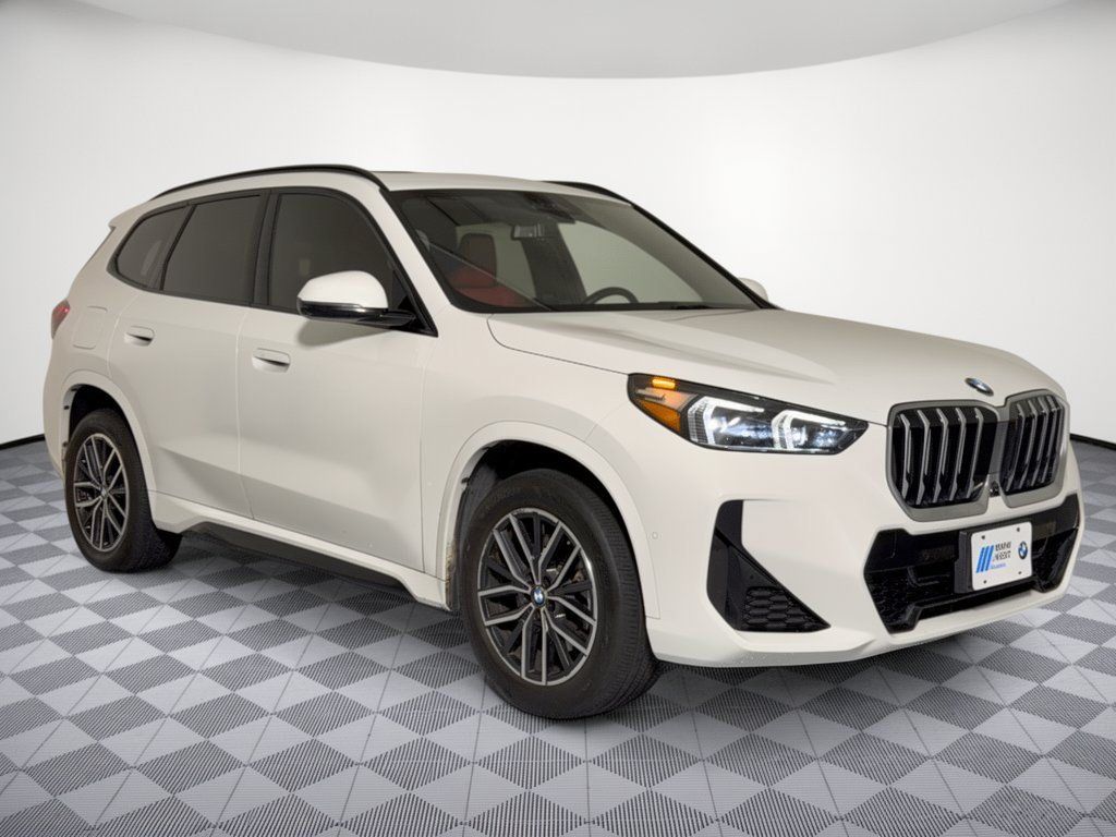 Certified 2023 BMW X1 xDrive28i w/ Premium Package AWD/4WD image 6