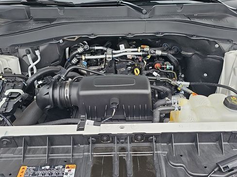 Used 2022 Ford Explorer XLT w/ Equipment Group 202A image 32