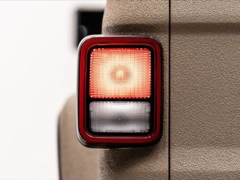 Used 2020 Jeep Gladiator Sport w/ Quick Order Package 24S AWD/4WD image 48