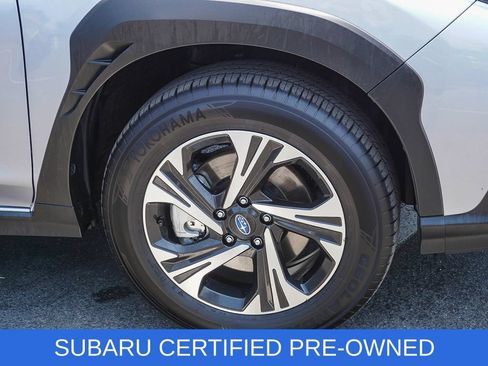 Used 2025 Subaru Crosstrek 2.5i Premium AWD/4WD image 9