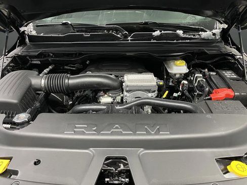 New 2026 RAM 1500 4x4 Crew Cab image 43