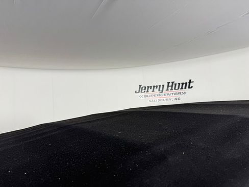 Used 2021 Jeep Wrangler Unlimited Sahara AWD/4WD image 18