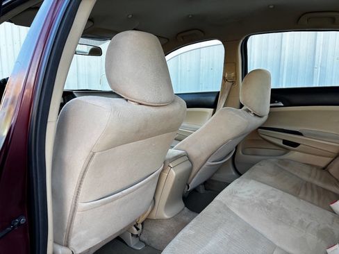 Used 2011 Honda Accord LX image 25
