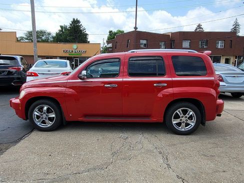 Used 2006 Chevrolet HHR LT w/ HHR Spring Edition Package FWD image 4
