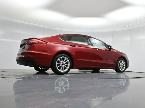 Certified 2019 Ford Fusion SE image 50