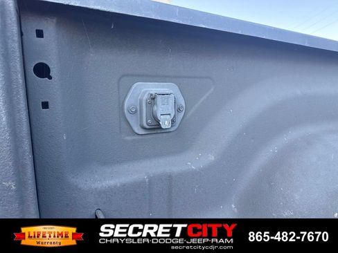 Used 2017 RAM 2500 Big Horn w/ Sport Appearance Group AWD/4WD image 20