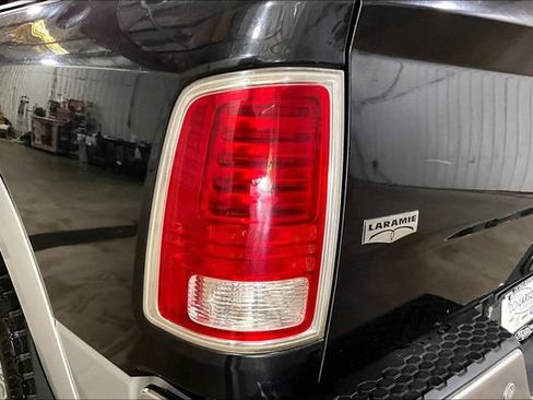 Used 2015 RAM 1500 Laramie w/ Convenience Group AWD/4WD image 8