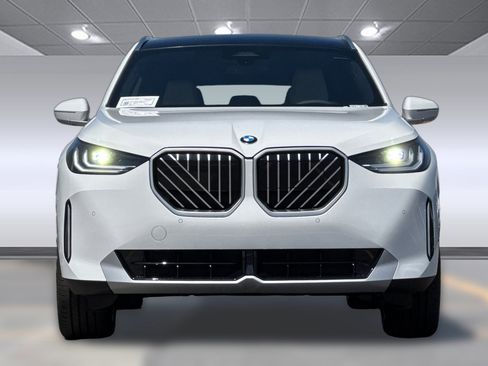 Used 2025 BMW X3 xDrive30i w/ Convenience Package image 5