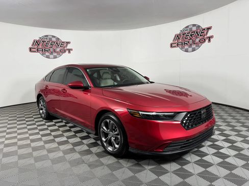 Used 2024 Honda Accord EX image 9