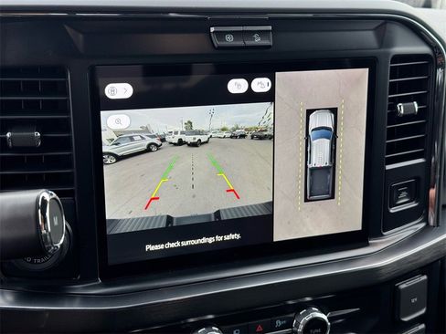 New 2026 Ford F250 Lariat w/ Black Appearance Package image 17