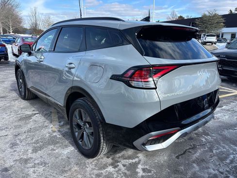 Used 2023 Kia Sportage SX image 3