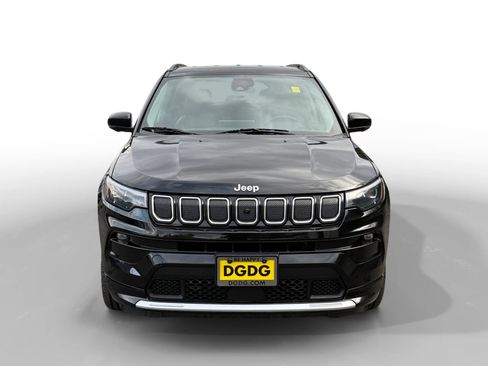 Used 2022 Jeep Compass Limited w/ Elite Group image 8