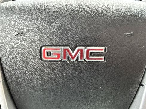 Used 2010 GMC Terrain SLT FWD image 20