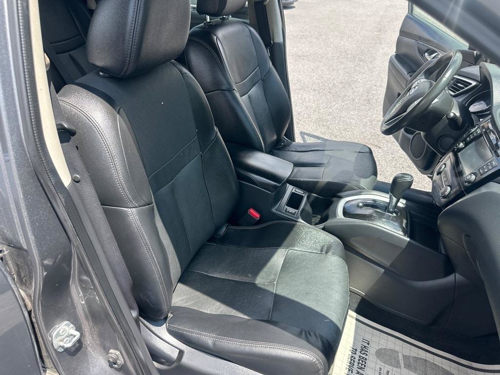 Used 2016 Nissan Rogue SL AWD/4WD image 30