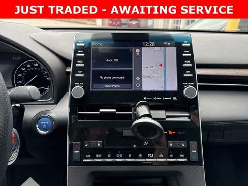 Used 2021 Toyota Avalon Limited w/ Advanced Safety Package image 21