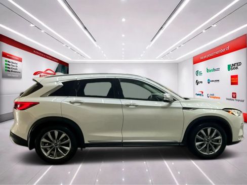 Used 2021 INFINITI QX50 Essential w/ Convenience Package AWD/4WD image 9