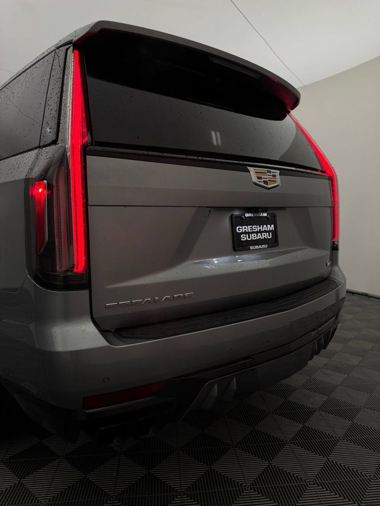 Used 2023 Cadillac Escalade V AWD/4WD image 62