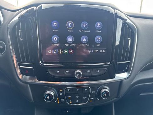 Used 2023 Chevrolet Traverse LT image 24