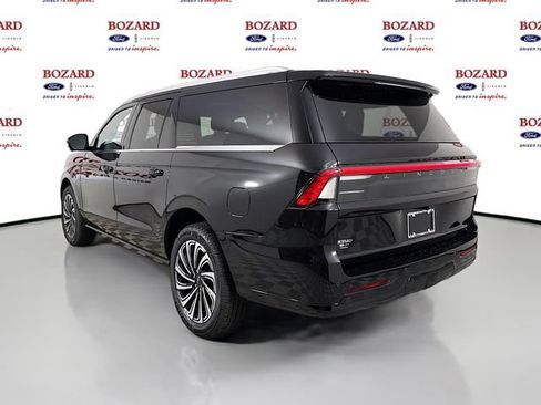 New 2026 Lincoln Navigator L Black Label AWD/4WD image 6