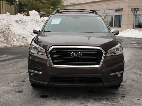 Used 2019 Subaru Ascent Touring w/ Popular Package #2 image 3