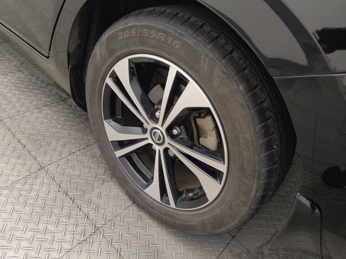 Used 2020 Nissan Sentra SV FWD image 31
