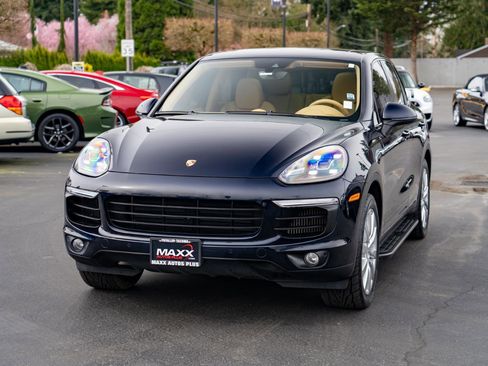 Used 2015 Porsche Cayenne S w/ Premium Plus Package image 4
