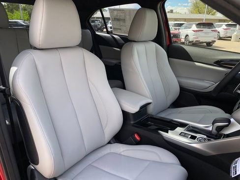New 2026 Mitsubishi Eclipse Cross SEL image 9