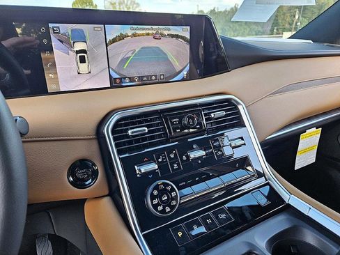 New 2026 Nissan Armada SL image 19