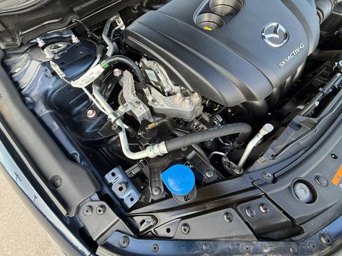 Used 2021 MAZDA MAZDA3 s FWD image 35