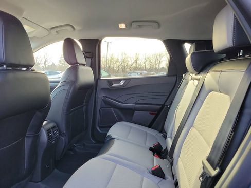 New 2026 Ford Escape SE image 13