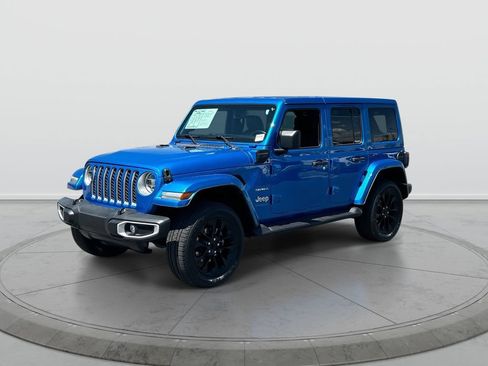 Used 2021 Jeep Wrangler Unlimited Sahara w/ Safety Group AWD/4WD image 4