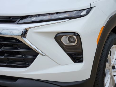 New 2026 Chevrolet TrailBlazer LS w/ LS Convenience Package FWD image 6