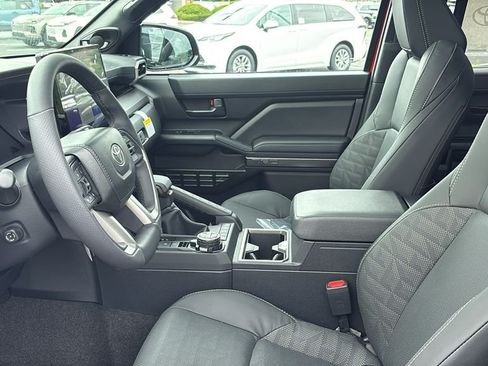 New 2026 Toyota 4Runner TRD Off-Road Premium AWD/4WD image 28