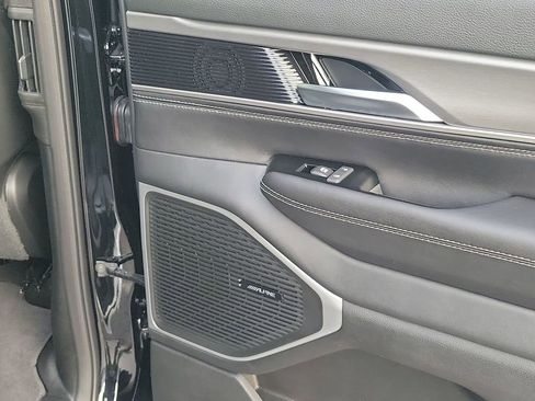 New 2025 Jeep Wagoneer 2WD w/ Convenience Group I image 48