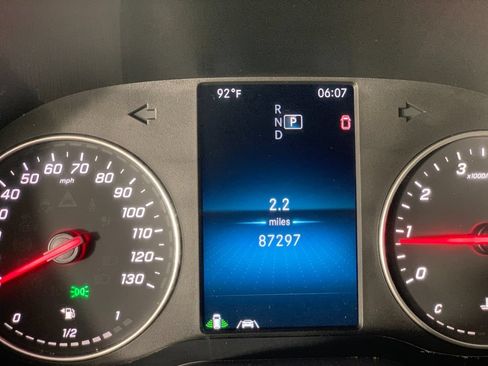 Used 2022 Mercedes-Benz Sprinter 1500 image 22