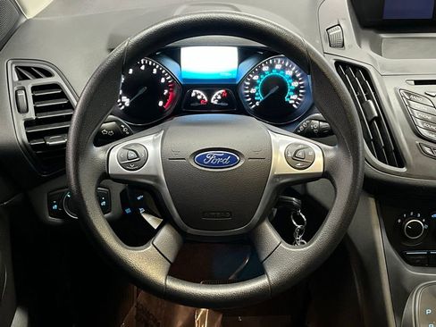 Used 2016 Ford Escape S image 8