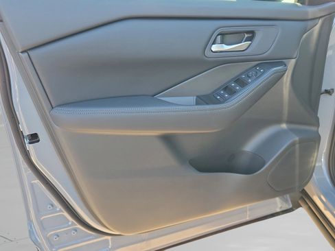 New 2026 Nissan Rogue SV image 19