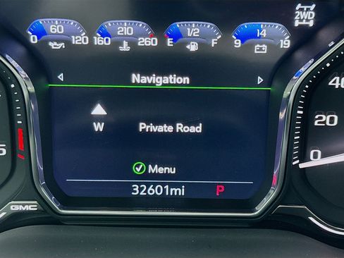 Used 2022 GMC Sierra 2500 AT4 w/ AT4 Premium Plus Package image 8