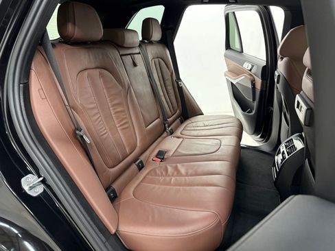 Used 2019 BMW X5 xDrive40i w/ Premium Package 2 image 15