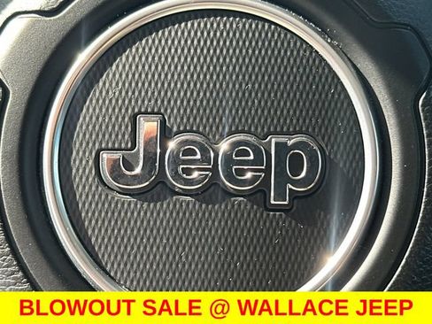 Used 2026 Jeep Wrangler Unlimited Sahara AWD/4WD image 26