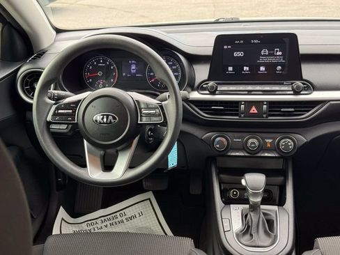 Used 2020 Kia Forte LXS FWD image 20