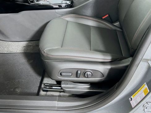 New 2026 Chevrolet Trax RS w/ Driver Confidence Package image 18