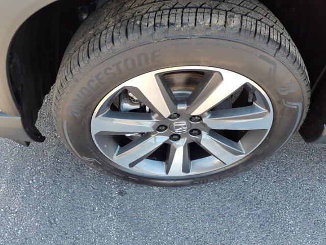 Used 2024 Honda Pilot Elite image 5