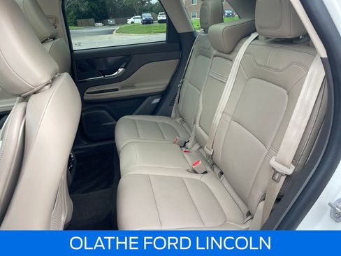 Certified 2024 Lincoln Corsair AWD w/ Equipment Group 101A image 33
