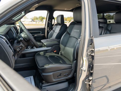 Used 2026 RAM 2500 Laramie w/ Night Edition image 35