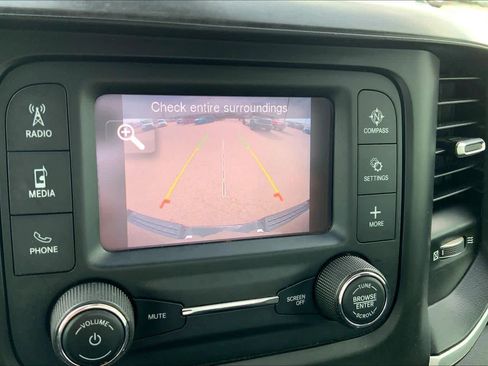 Used 2020 RAM 1500 HFE image 26