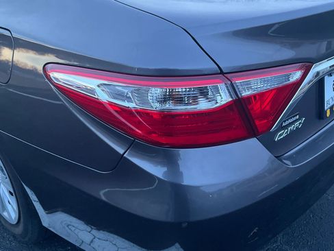 Used 2015 Toyota Camry LE image 16